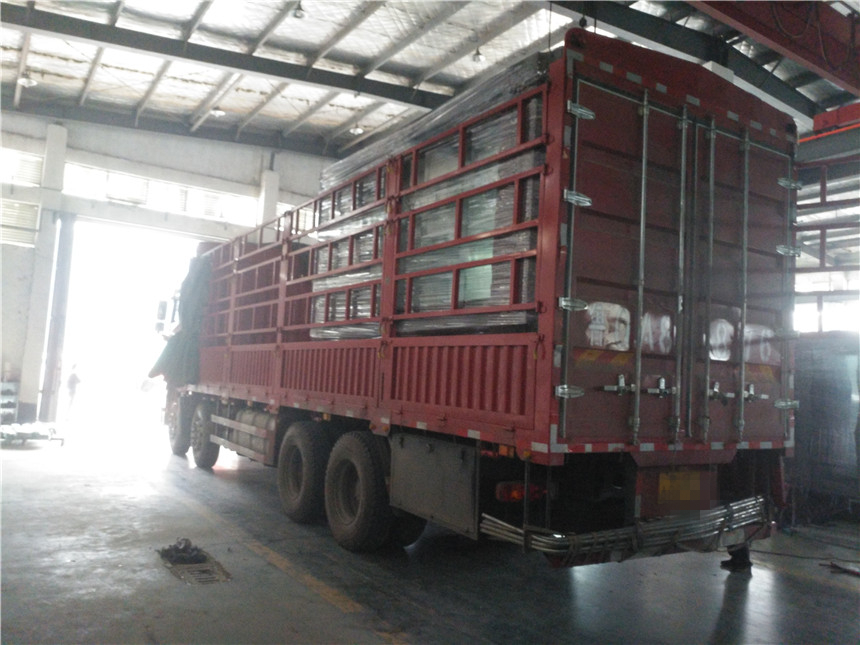 2019.4.25山東泰安公交站臺(tái)、候車亭發(fā)貨